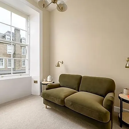 Gilmore Townhouse Guest house 3*