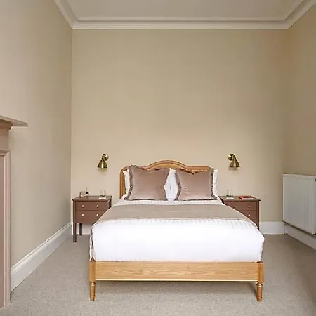 Gilmore Townhouse Edinburgh