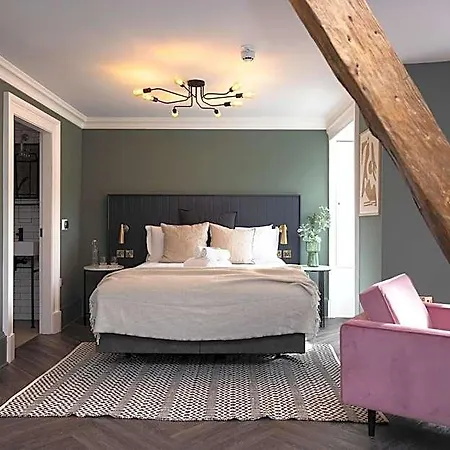 29 Queen Street Apart Otel