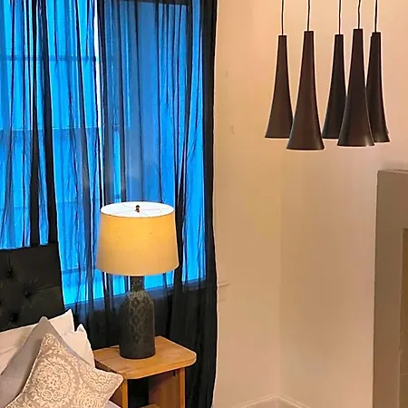 Queen Street Boutique 5*