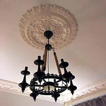 Aparthotel Royal Mile By The Castle 5*