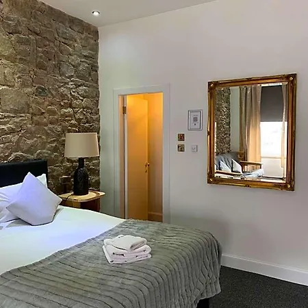 Royal Mile By The Castle 5* Edinburgh