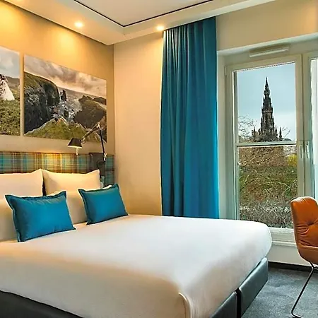One Edinburgh-royal Hotel 3*