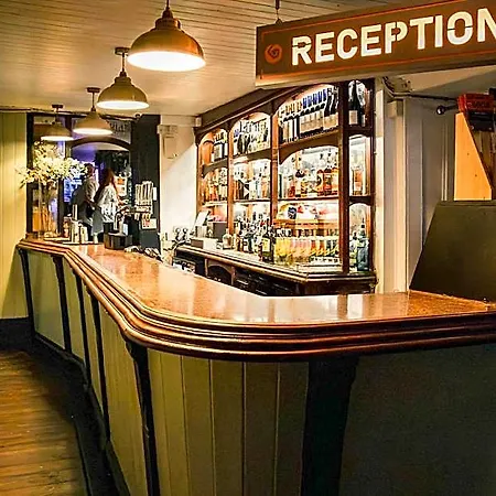 St Christopher's London Bridge - The 2*