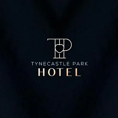 Tynecastle Park 4* Edinburgh
