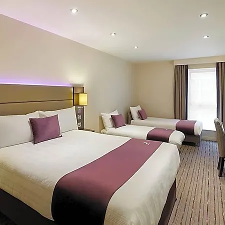 Premier Princes Street Hotel 3*