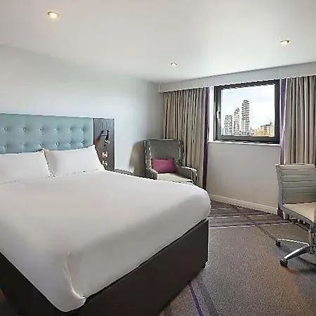 Hotel Premier Princes Street 3*