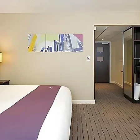 Premier Princes Street Hotel