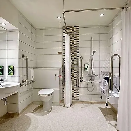 Hotel Premier Inn Edinburgh Princes Street 3*