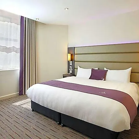 Premier A1 - Newcraighall Hotel 3*