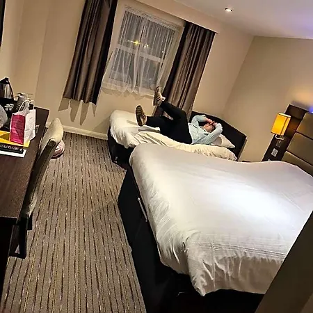 Hotel Premier A1 - Newcraighall