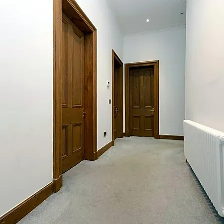 Joivy Spacious Near The Meadows *
