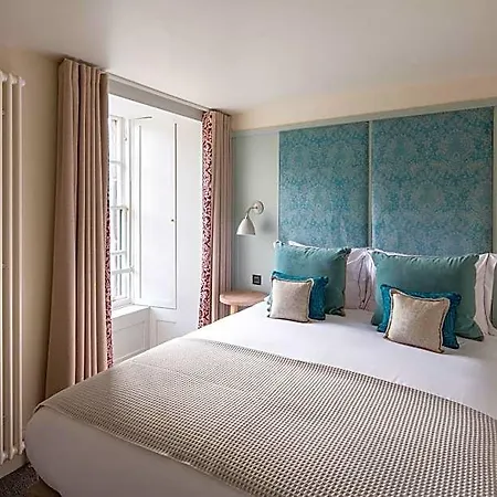 Abbey Apartments, At Holyrood Apart Otel 4*