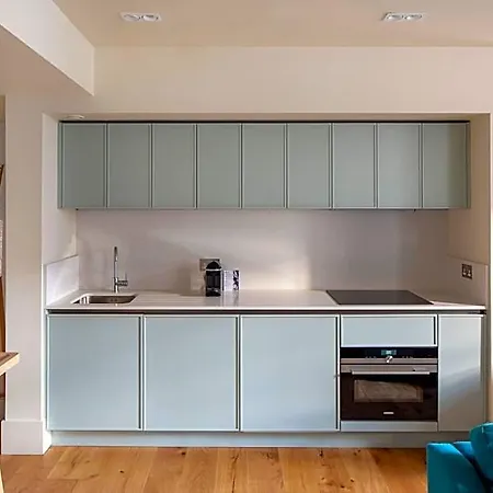 Apart Otel Abbey Apartments, At Holyrood 4*