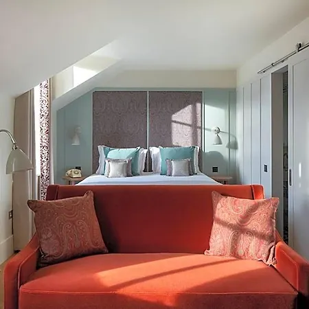 Abbey Apartments, At Holyrood Edinburgh