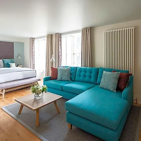 Apart Otel Abbey Apartments, At Holyrood 4*