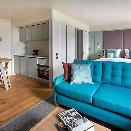 Abbey Apartments, At Holyrood Apart Otel Edinburgh