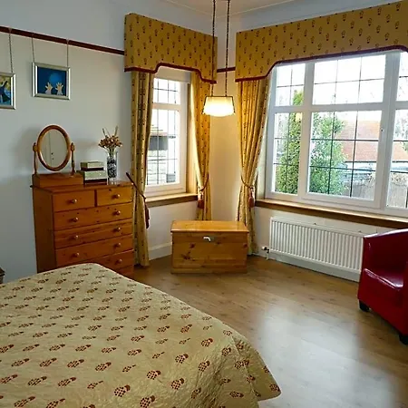 Bed & Breakfast The Cairn 3*