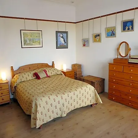 Bed & Breakfast The Cairn 3*