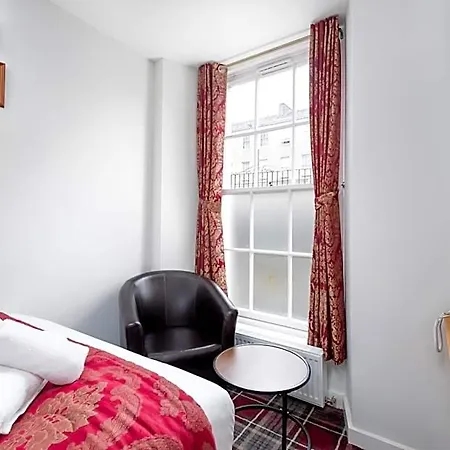 Guest house Smith Place 3*
