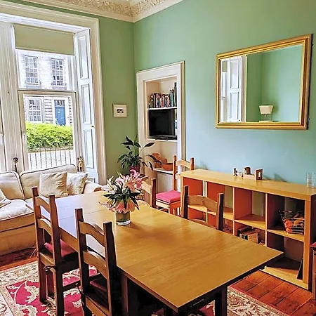 Mccrae's Bed & Breakfast 3*