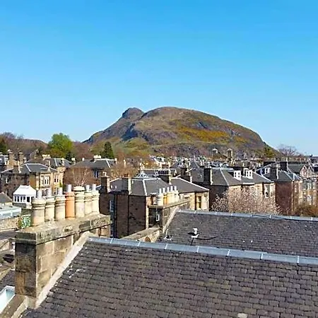 Rays * Edimburgo