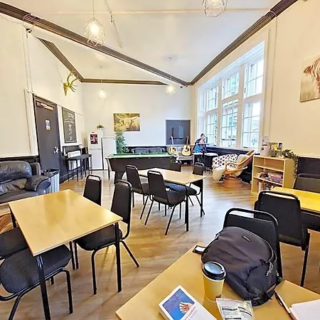 Backpackers - Over 18s Only *