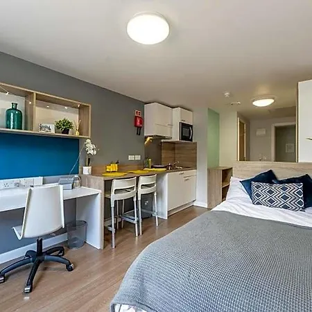 Hotel Joivy Affordable - Adults Only *