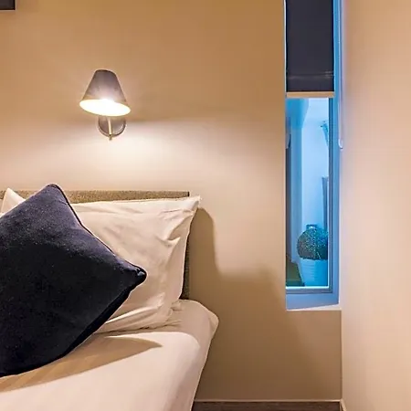 Towerbridge64 Hotel Edinburgh