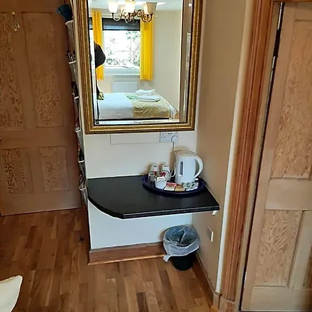 Bed and breakfast Another