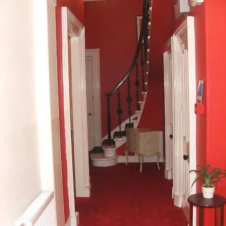 Eyre Hotel
