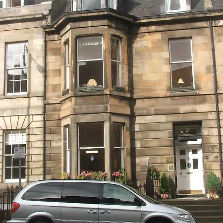 Eyre Hotel