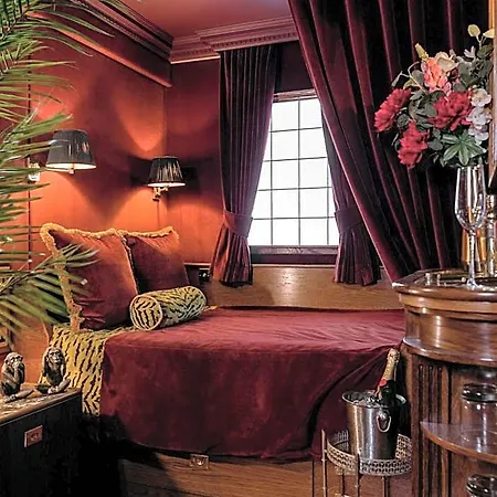 House Of Gods Royal Mile 4* Edimburgo