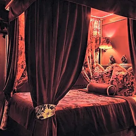 Hotel House Of Gods Royal Mile Edimburgo