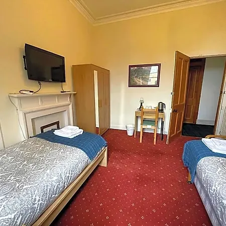 Bed and breakfast Airdenair 3*