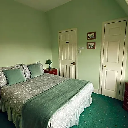 Airdenair Bed and breakfast