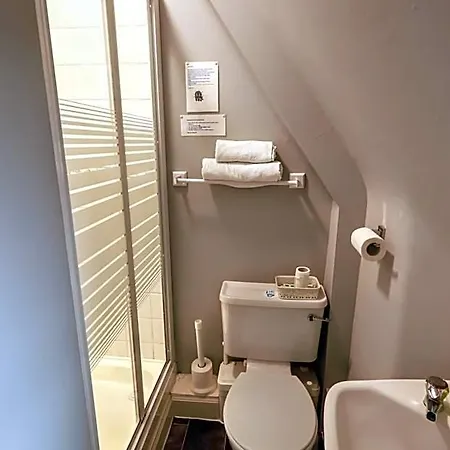 Airdenair Bed and breakfast