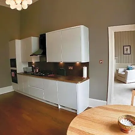 Escape To @ Albyn Place Apartamento