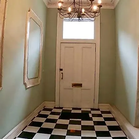 Apartamento Escape To @ Albyn Place Edimburgo