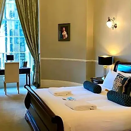 Apartamento Escape To @ Albyn Place