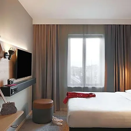 Moxy Hotel