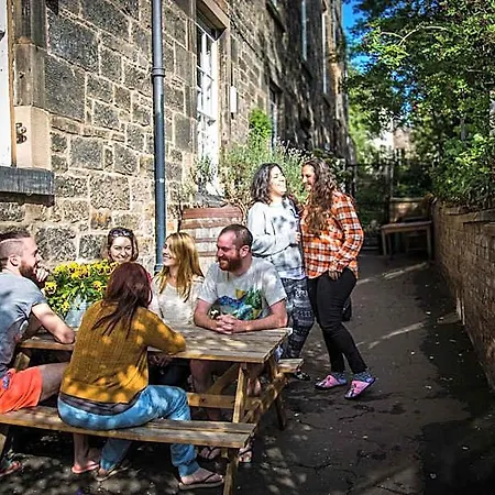 Castle Rock - Adults Only Hostal