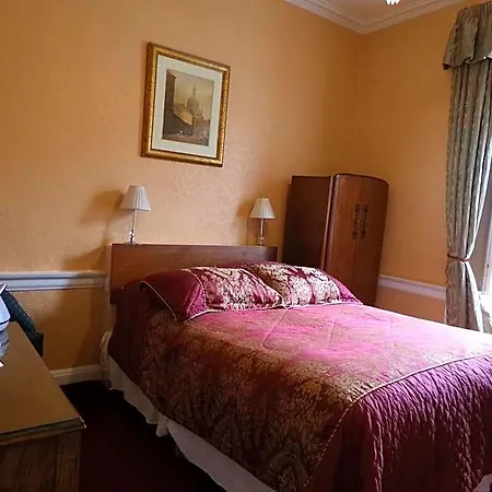 Averon 3* Edinburgh