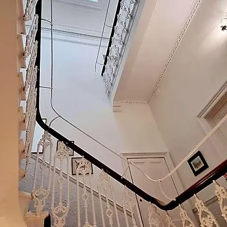 The Guards Hotel