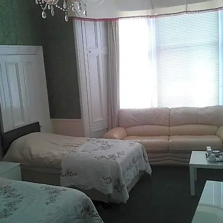 Capital 3*