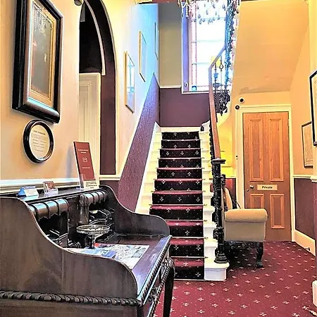 Guest house Glenalmond House Edinburgh