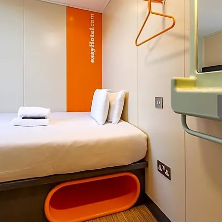 Easyhotel Edinburgh