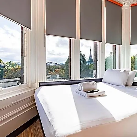 Easyhotel Hotel
