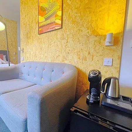 On The Walk Hotel 3*