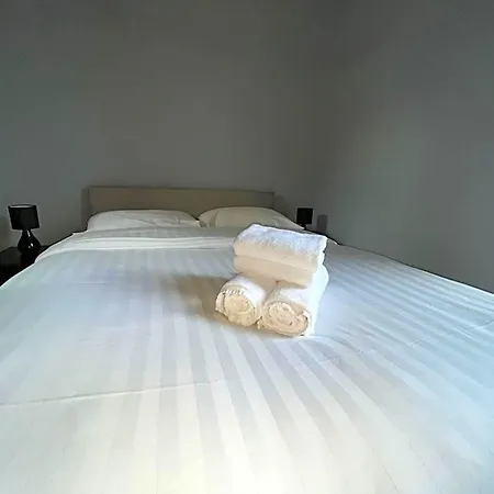 Hotel No6 West Coates 3*